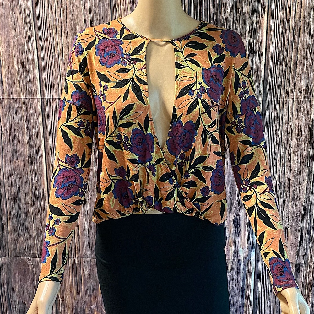 Urban Outfitters Silence & Noise XS orange purple floral tropical boho blouse